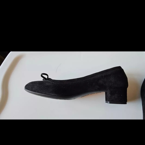 AGL Kristin Block Heel Pumps, Black Suede Size 40 Eur  8.5 US - Picture 5 of 8